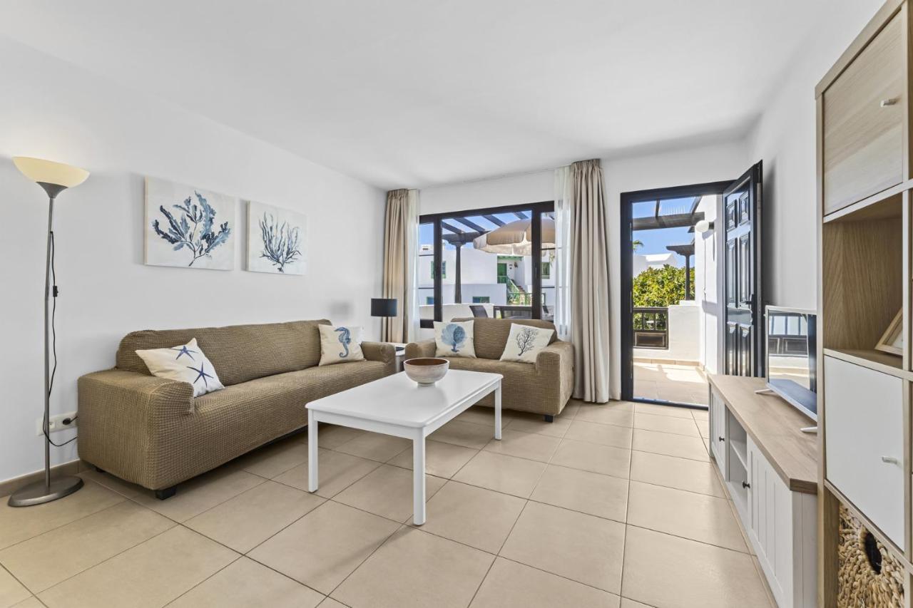 Casahost Bastian Boutique I Seaview Lägenhet Costa Teguise Exteriör bild